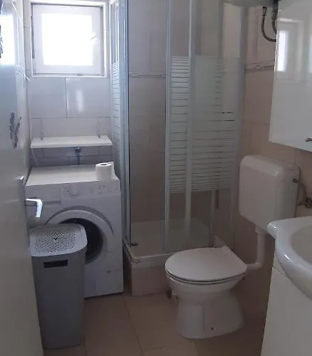 Katarina Apartman Pakostane